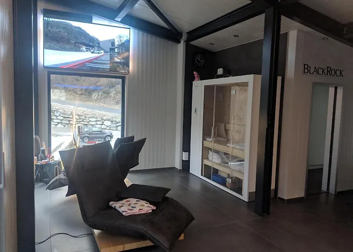 Blackrock Lodge Stalden